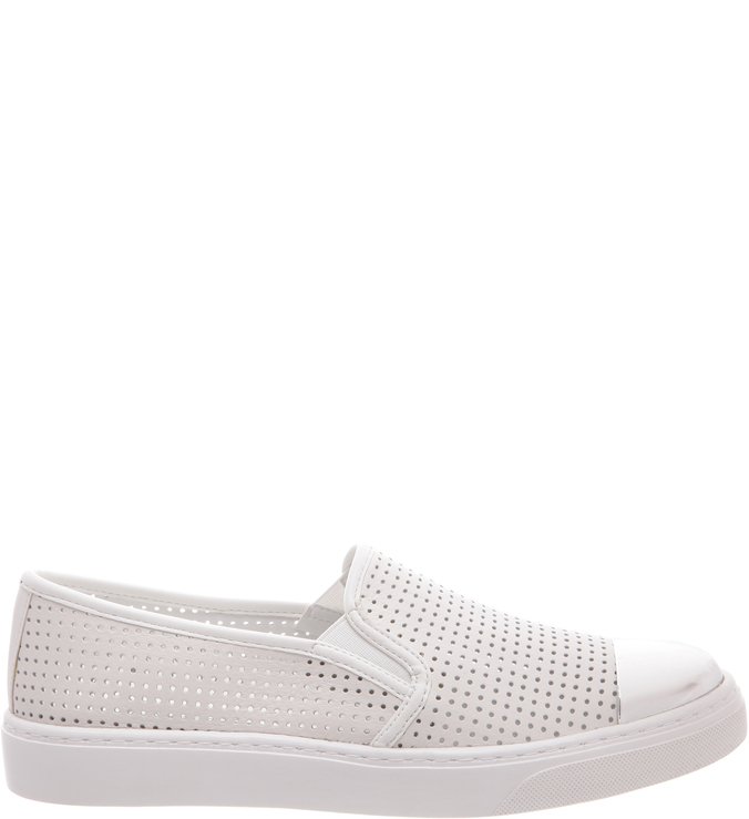 Slip on Biqueira Metalizada Telado Branco