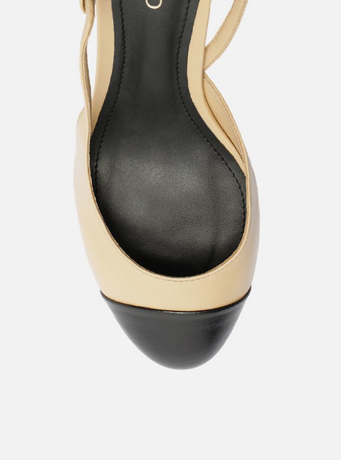 Scarpin Nude Couro Bico Redondo Cap Toe Preto