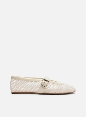 Sapatilha Off-White Verniz Tela Fivela