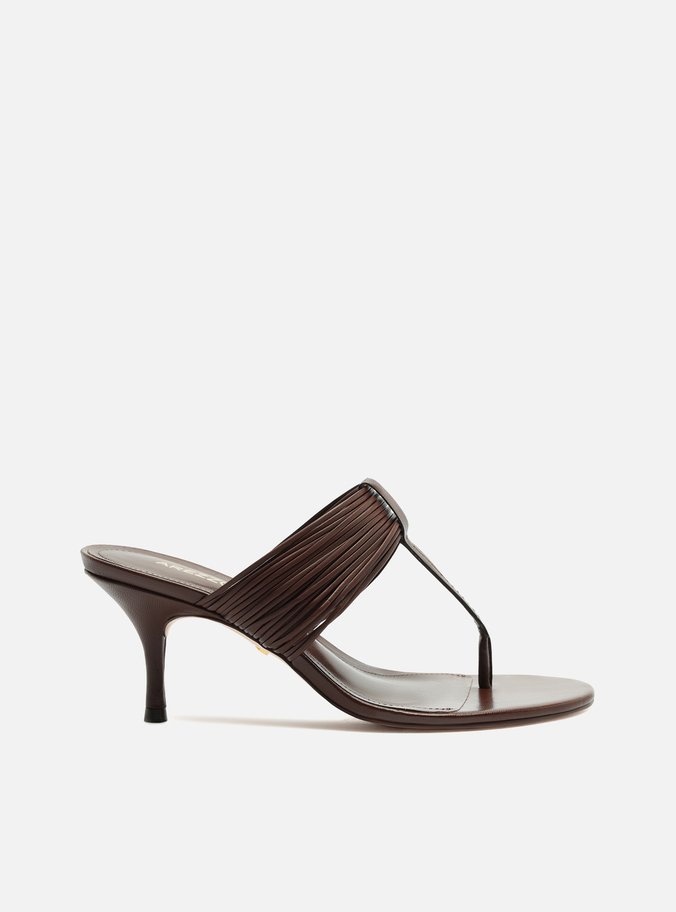 Sand�lia Marrom Salto Fino