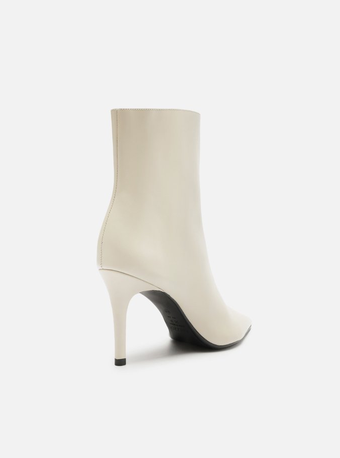 Bota Branca Couro Cano Curto Bico Fino