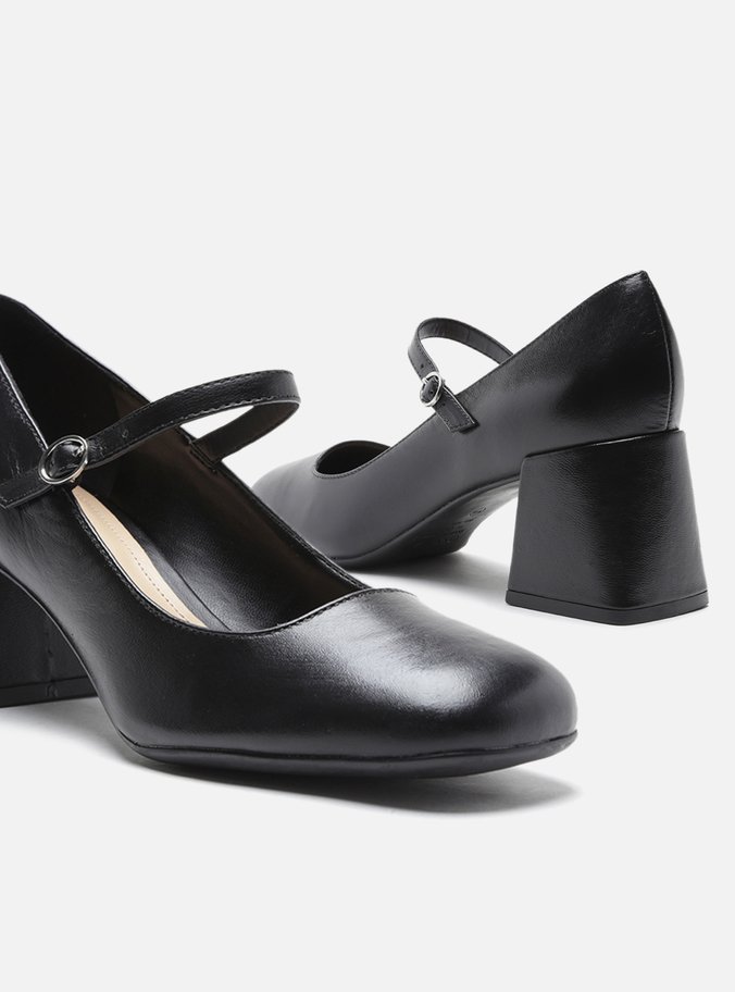Sapato Boneca Preto Couro Salto Bloco Tira Fivela