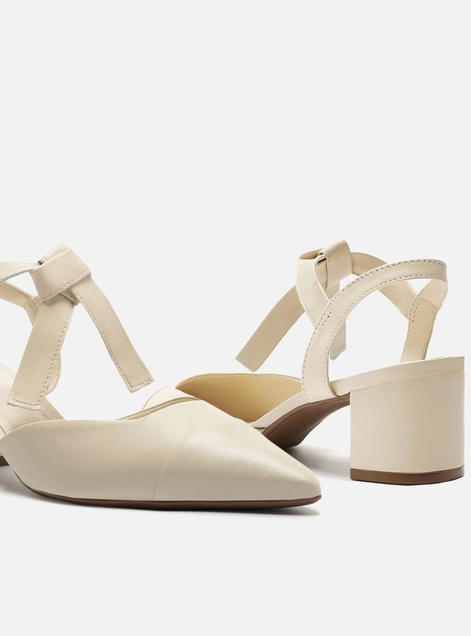 Scarpin Off-White Salto Bloco Amarração