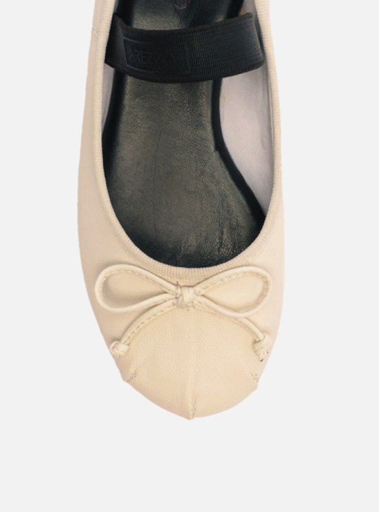 Sapatilha Infantil Off-White Bico Redondo Charlotte