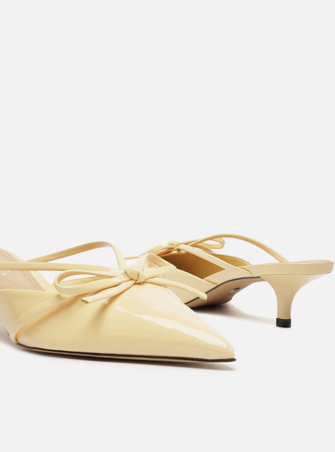 Mule Amarela Verniz Salto Kitten Laço