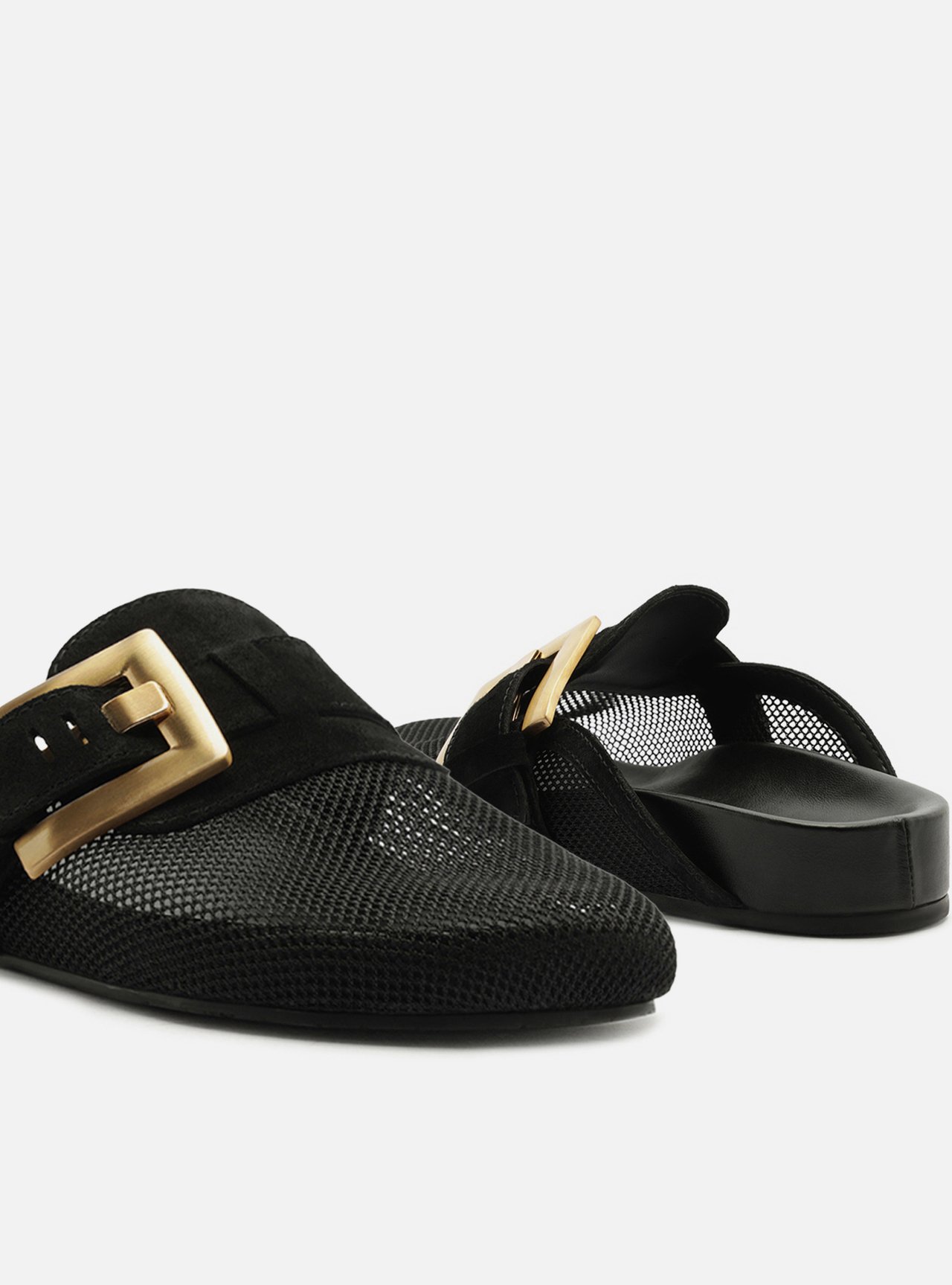 Mule Clog Preta Tela Fivela — foto 4