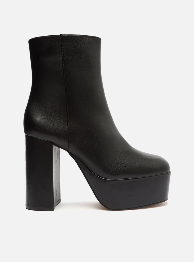 Bota Preta Couro Cano Curto Plataforma Classy