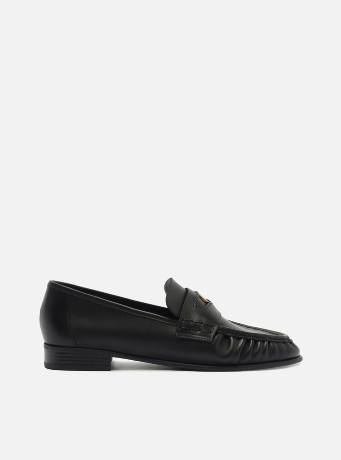 Mocassim Preto Couro Salto Bloco Metais