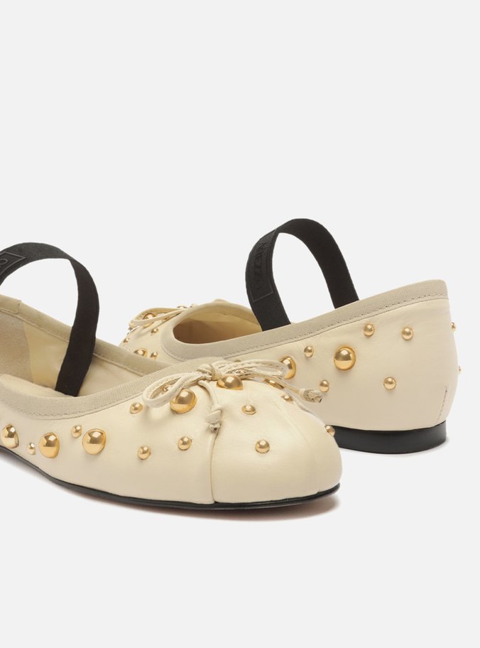 Sapatilha Boneca Off-White Couro Bico Redondo Studs