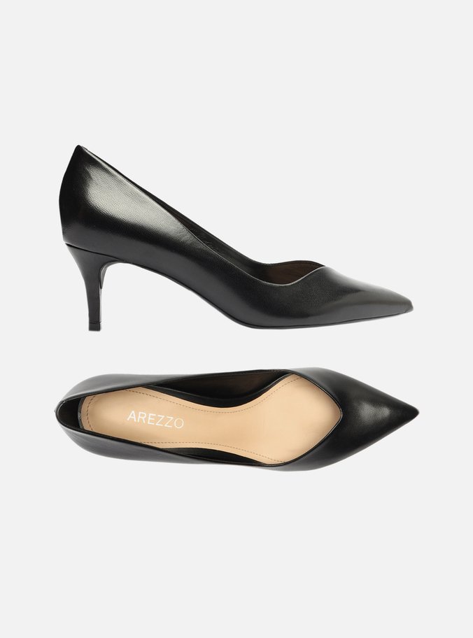 Scarpin Preto Couro Salto Baixo Fino