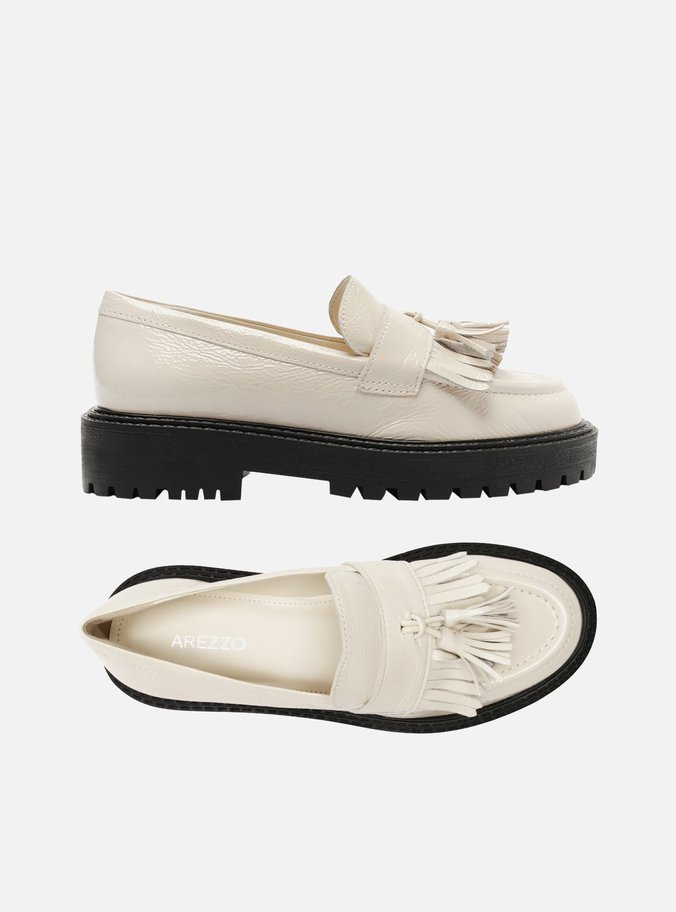 Mocassim Off-White Couro Tratorado Barbicacho Harper
