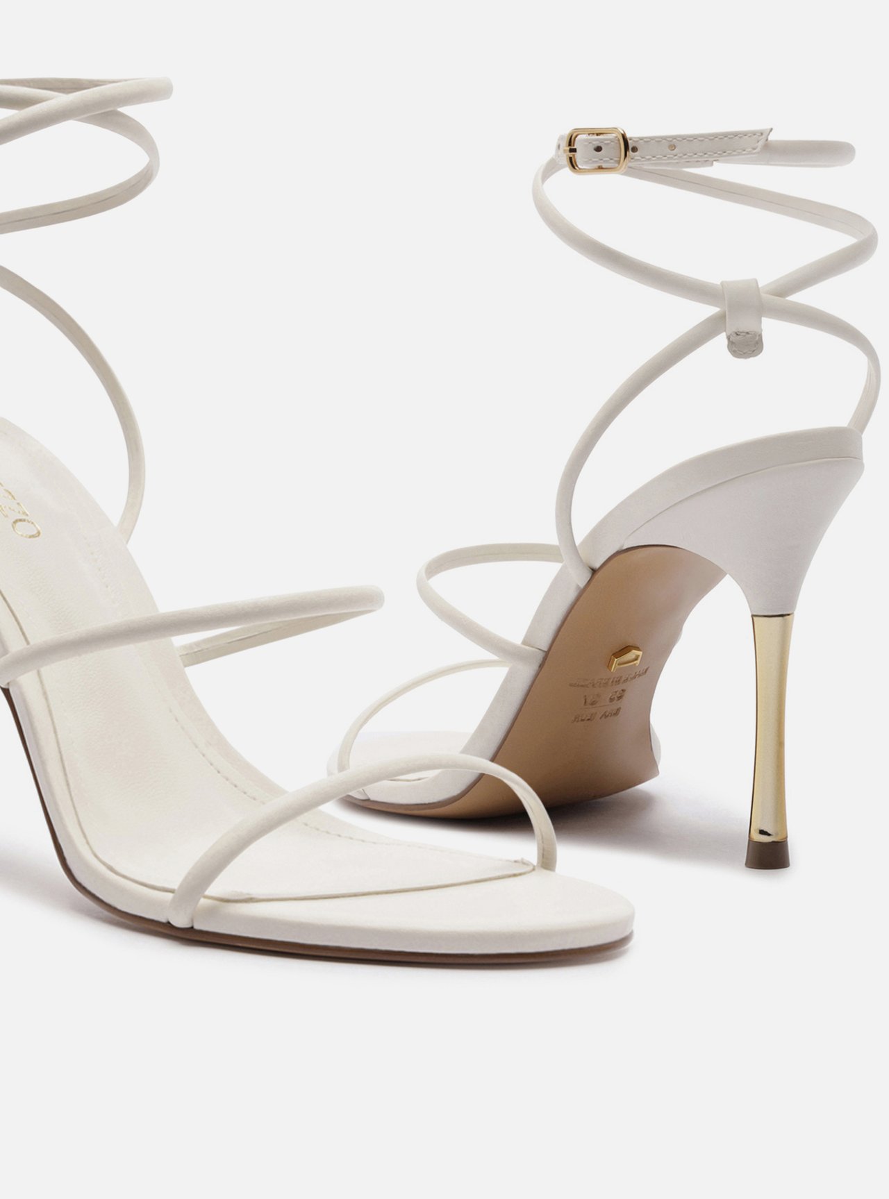 Sandália Off-White Couro Salto Alto Tiras Finas — foto 4