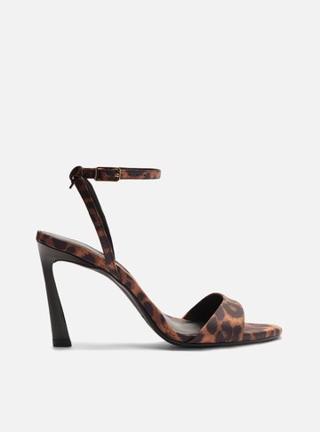 Sandália Animal Print Salto Fino