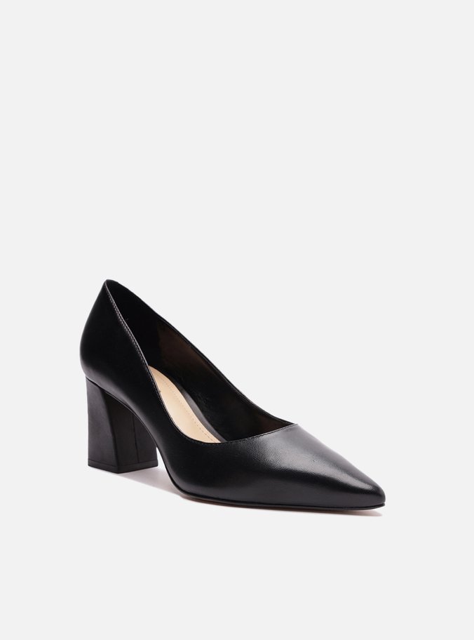 Scarpin Preto Couro Bico Fino Básico City