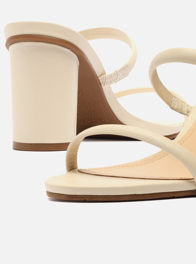 Sandália Off-White Bloco Duas Tiras Aberta