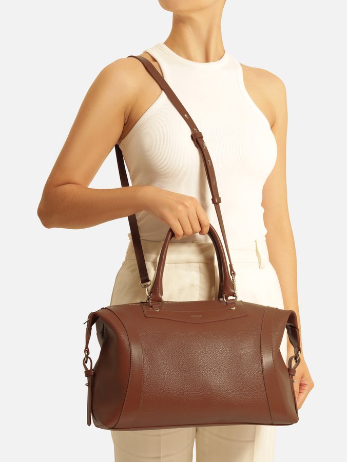 Bolsa Tiracolo Marrom Média Detalhe Moldura