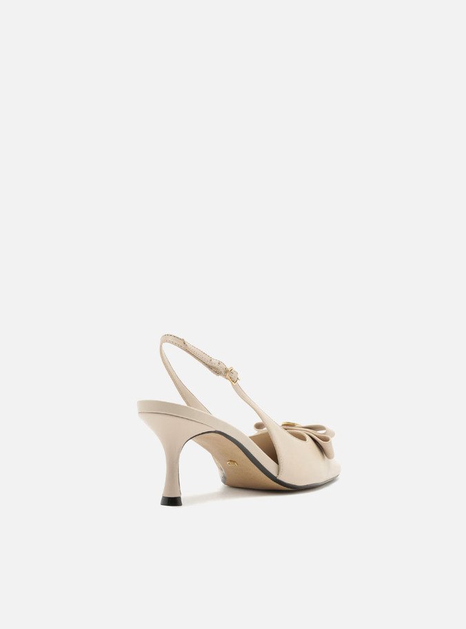 Scarpin Branco Couro Bico Quadrado Slingback Laço