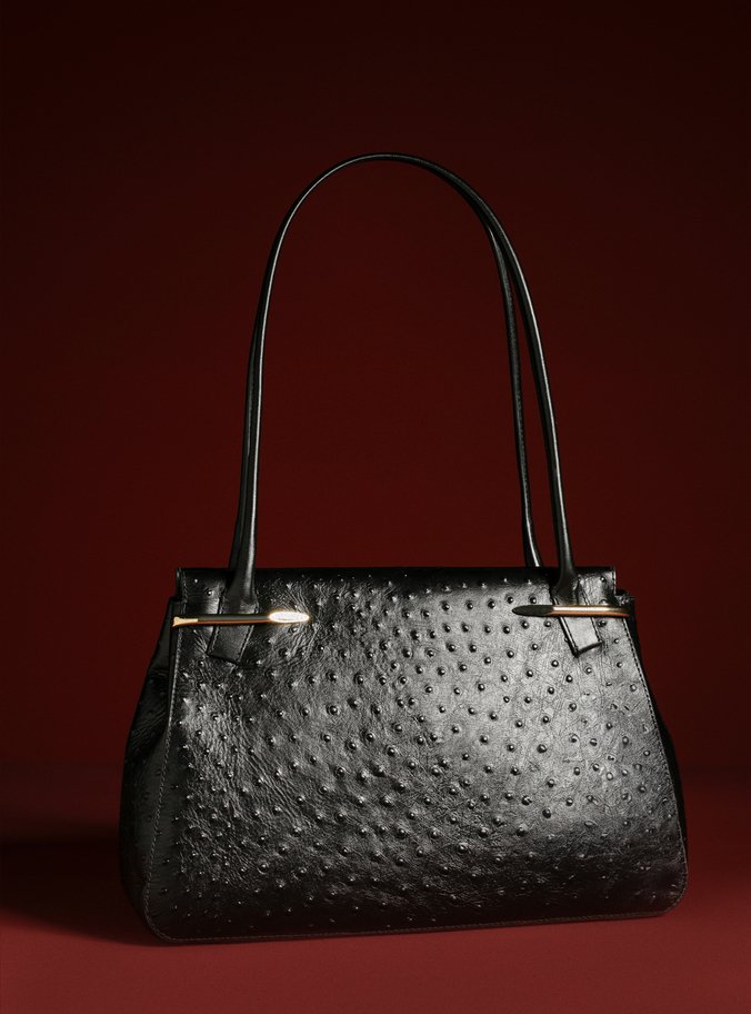 Bolsa Shopping Preta Couro Grande Metais Textura