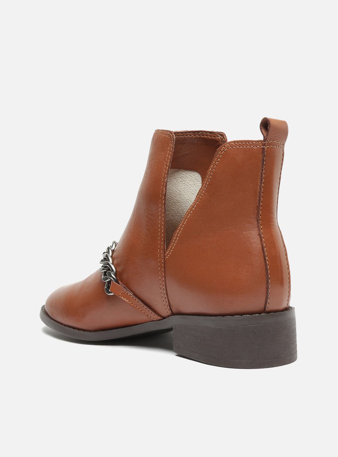 Bota Cano Curto Marrom Corrente