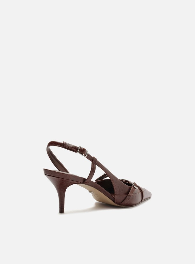 Scarpin Marrom Couro Salto Baixo New Amélia