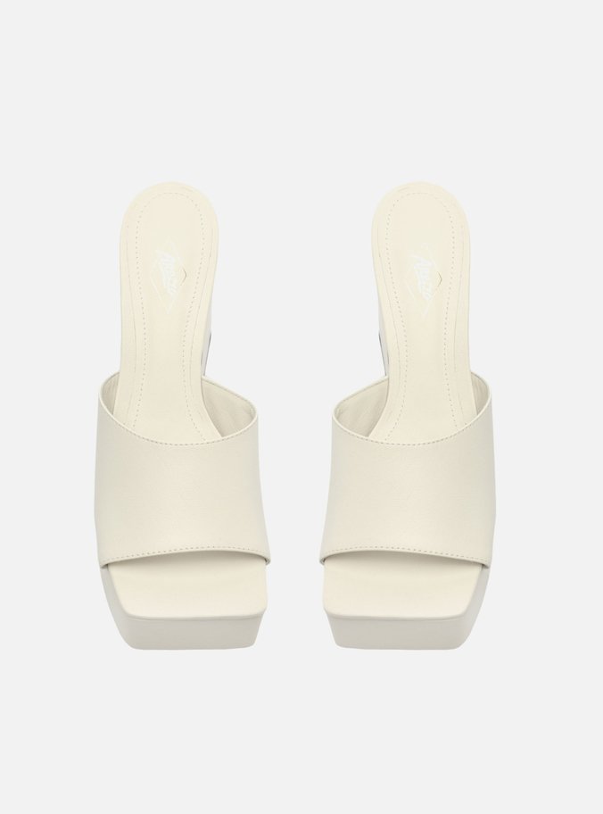 Mule Branco Couro Meia Pata Salto Flare Megan