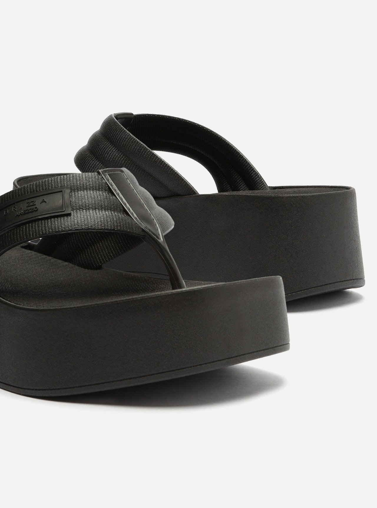Sandalia arezzo flatform discount