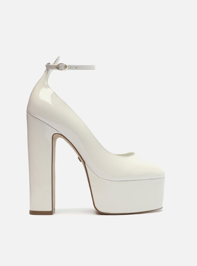 Scarpin Branco Verniz Meia Pata Bloco Gilda