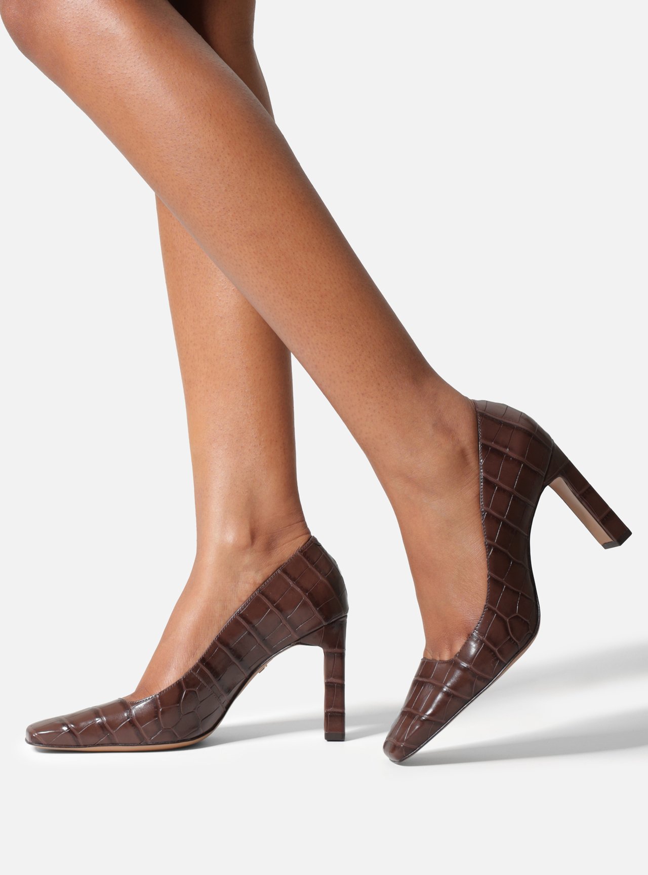 Scarpin Marrom Salto Bloco — foto 6