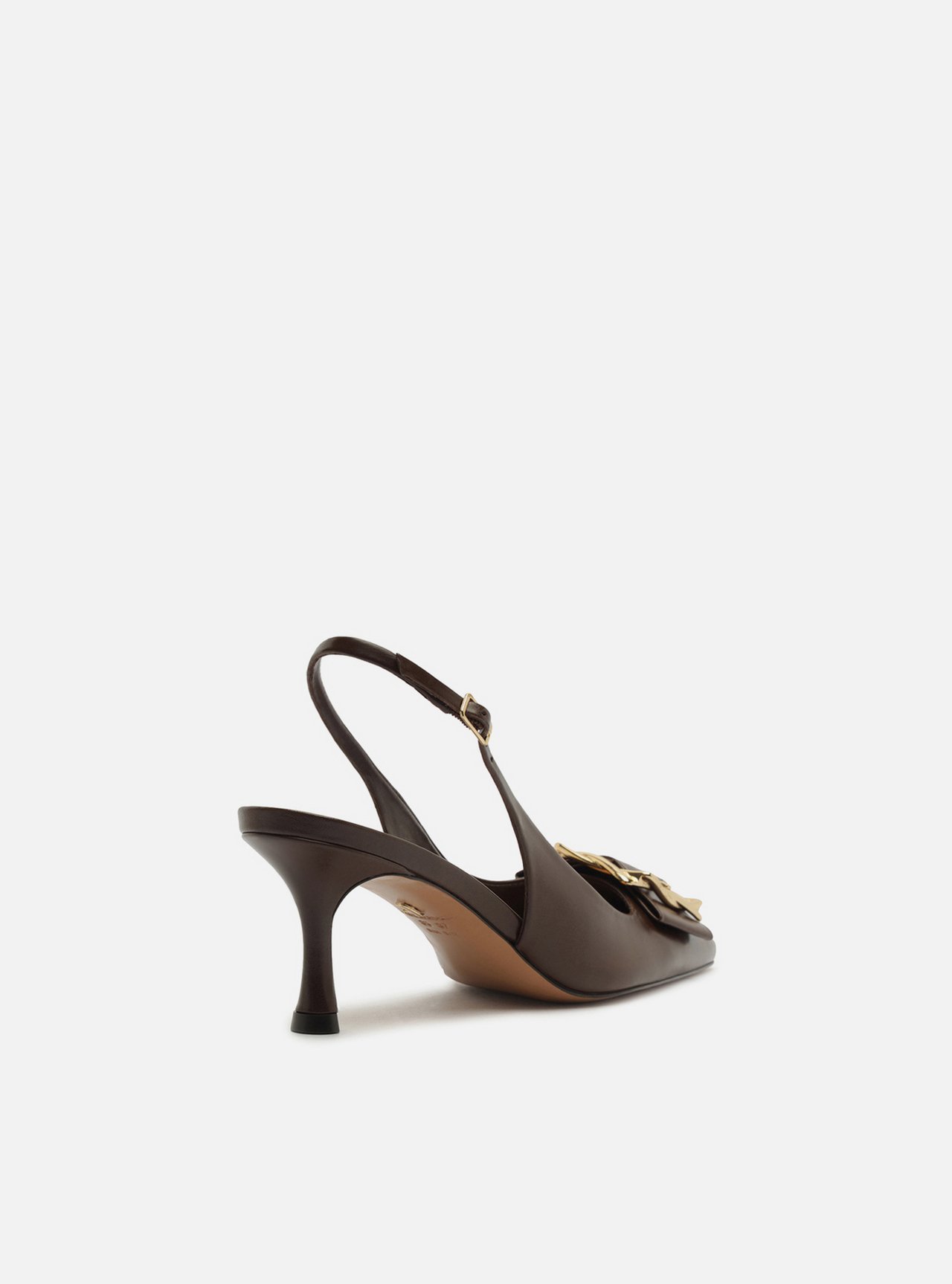 Scarpin Marrom Couro Slingback Salto Médio Fivela — foto 3