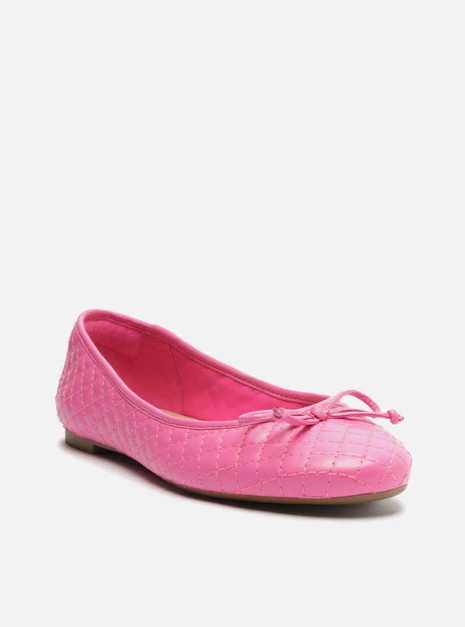Sapatilha Rosa Matelassê Bico Redondo