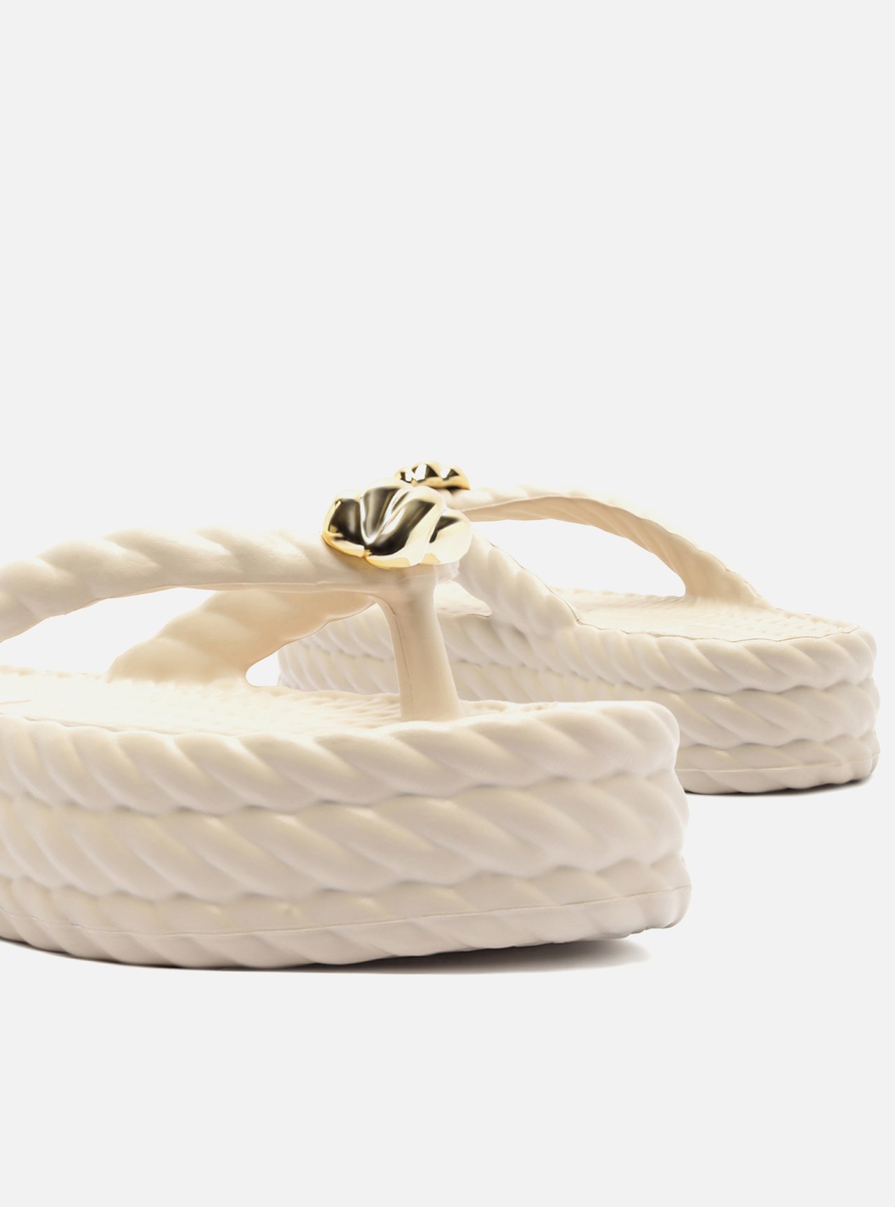 Sandália Branca Flatform Marrocos Flip Flop Metal Textura — foto 4