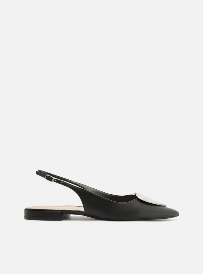 Sapatilha Preta Couro Slingback Coração Metal