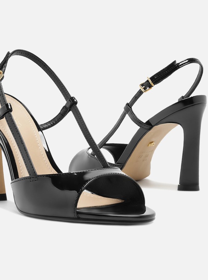 Sandália Preta Verniz Salto Médio Slingback