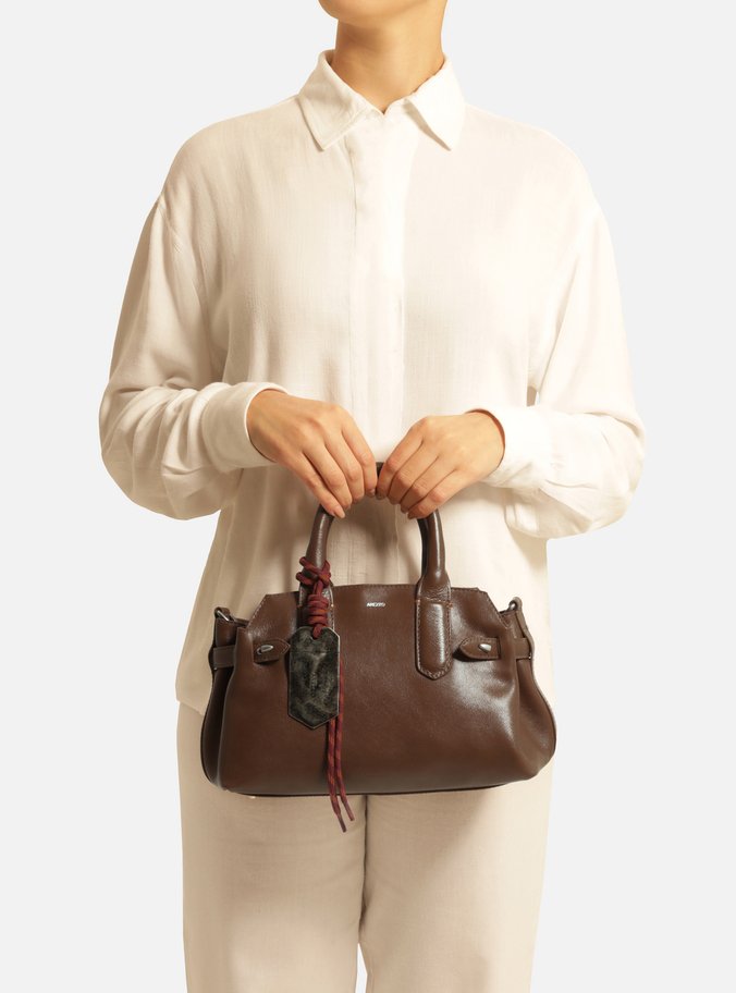 Bolsa Tote Marrom Couro Média Bag Charm Metal