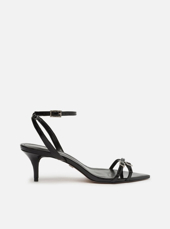 Sandalia verniz cheap