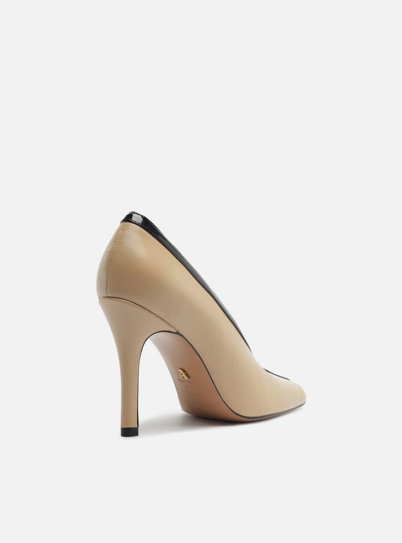 Scarpin Multicolorido Salto Fino Cap Toe — foto 3