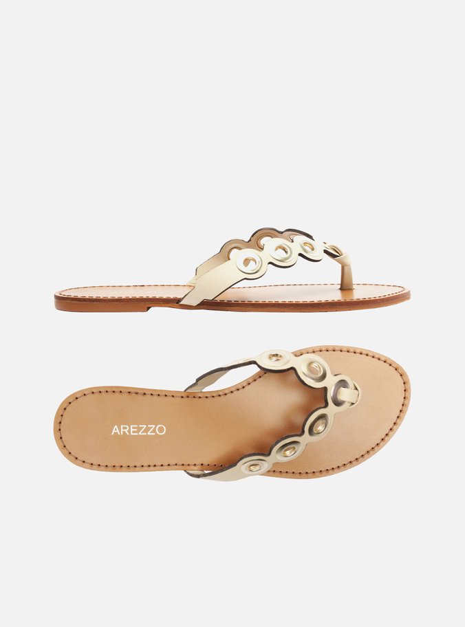 Rasteira Off-White Bico Redondo Argolas