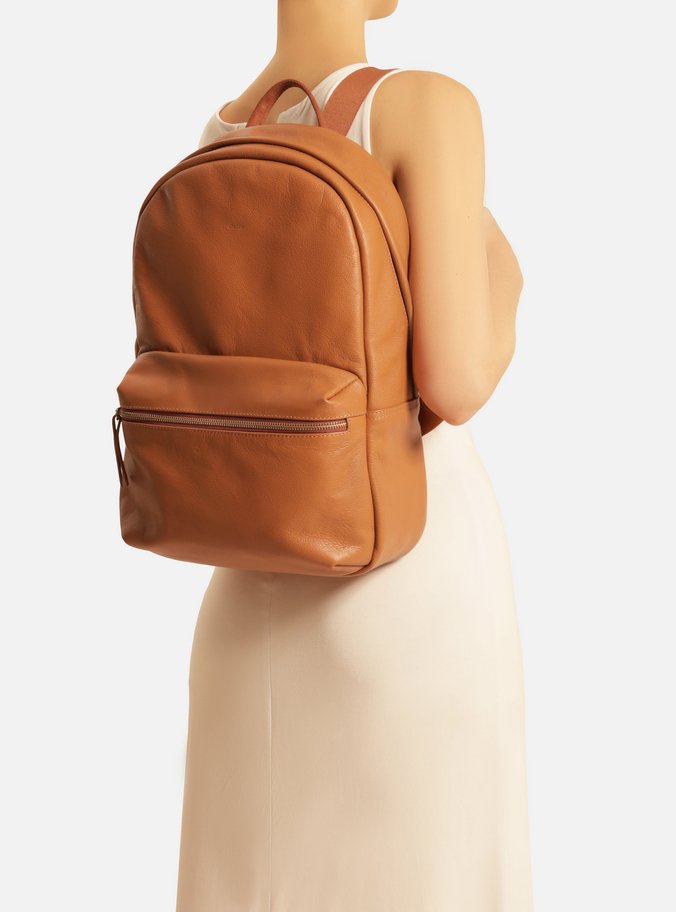 Mochila Marrom Nut Couro Grande Bolso Frontal