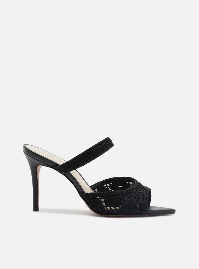 Sandália Tamanco Peep Toe Preta Salto Fino Bordada