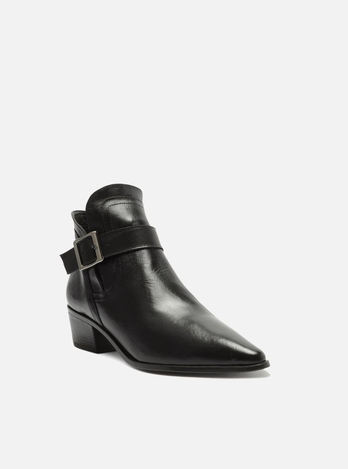 Bota Preta Couro Cano Curto Bico Fino Fivela