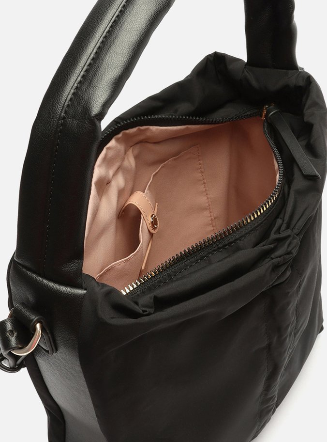 Bolsa Hobo Preta Nylon Média