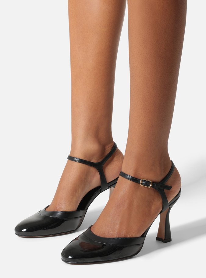 Scarpin Preto Salto Geométrico Fivela Slingback