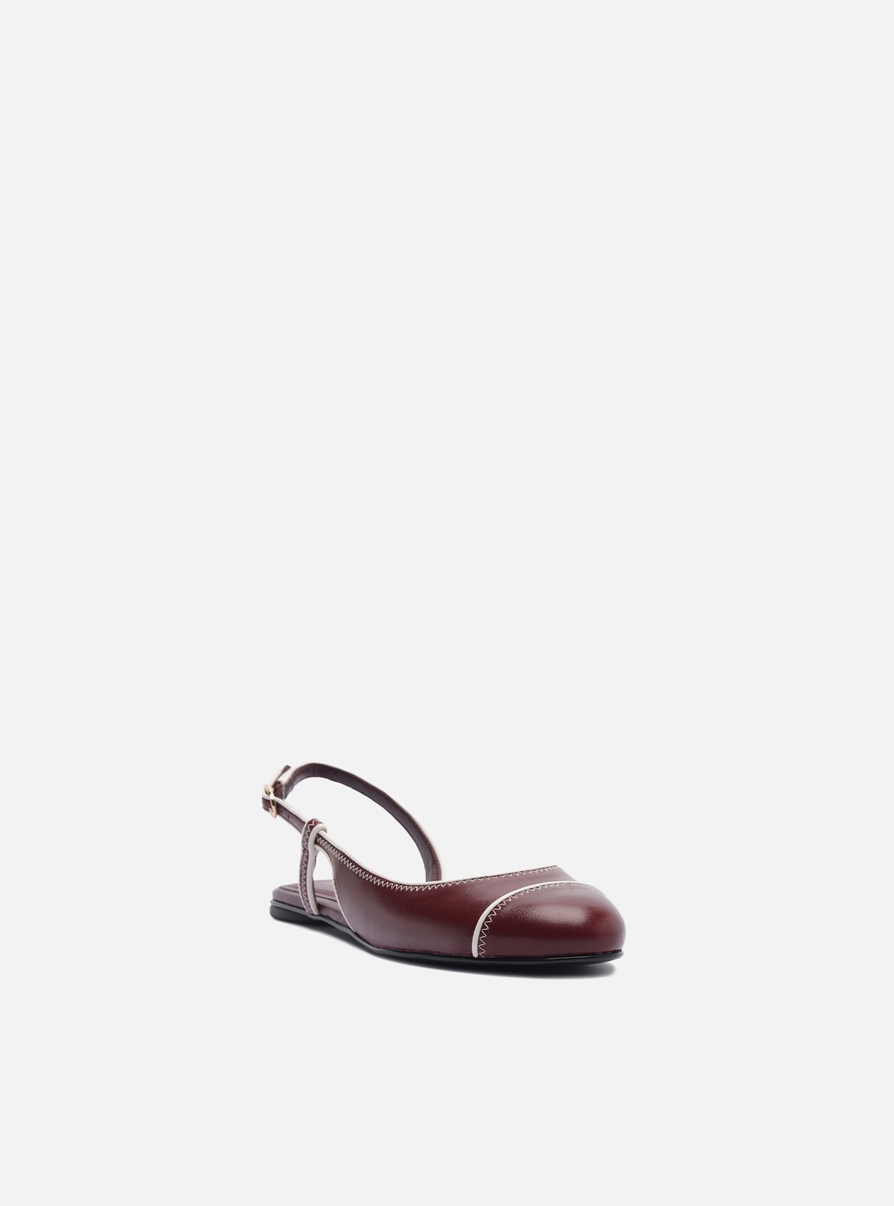 Sapatilha Vermelha Bico Redondo Fivela Slingback — foto 2