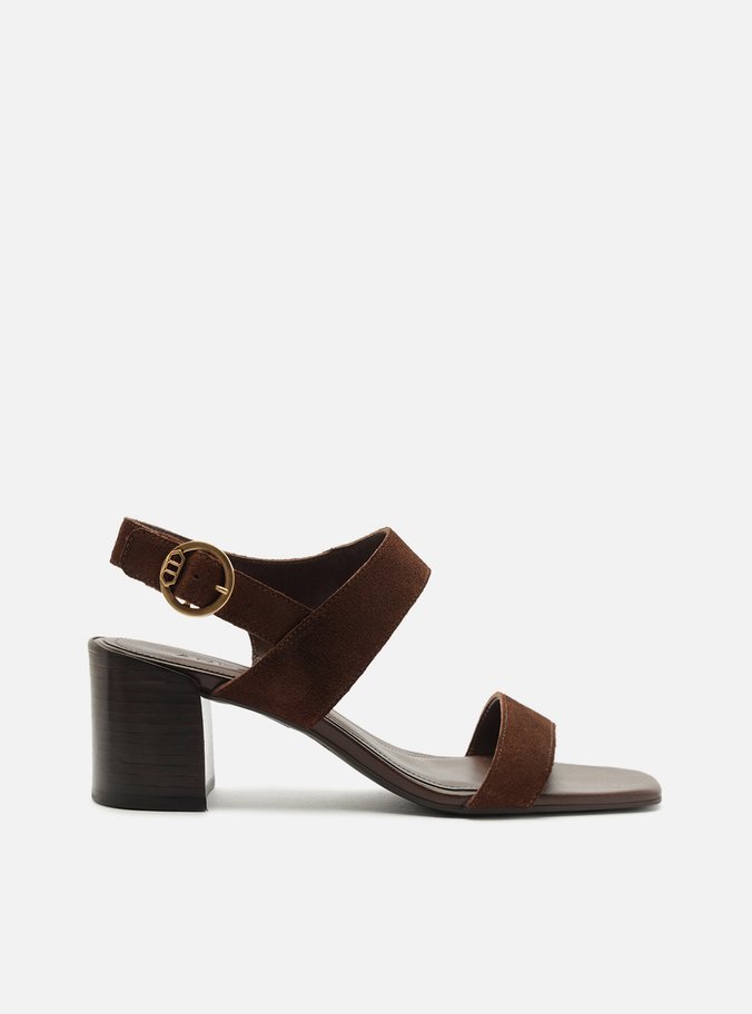Sandália Marrom Acamurçada Salto Bloco Fivela