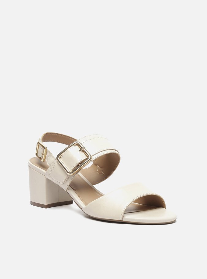 Sandália Off-White Fivela