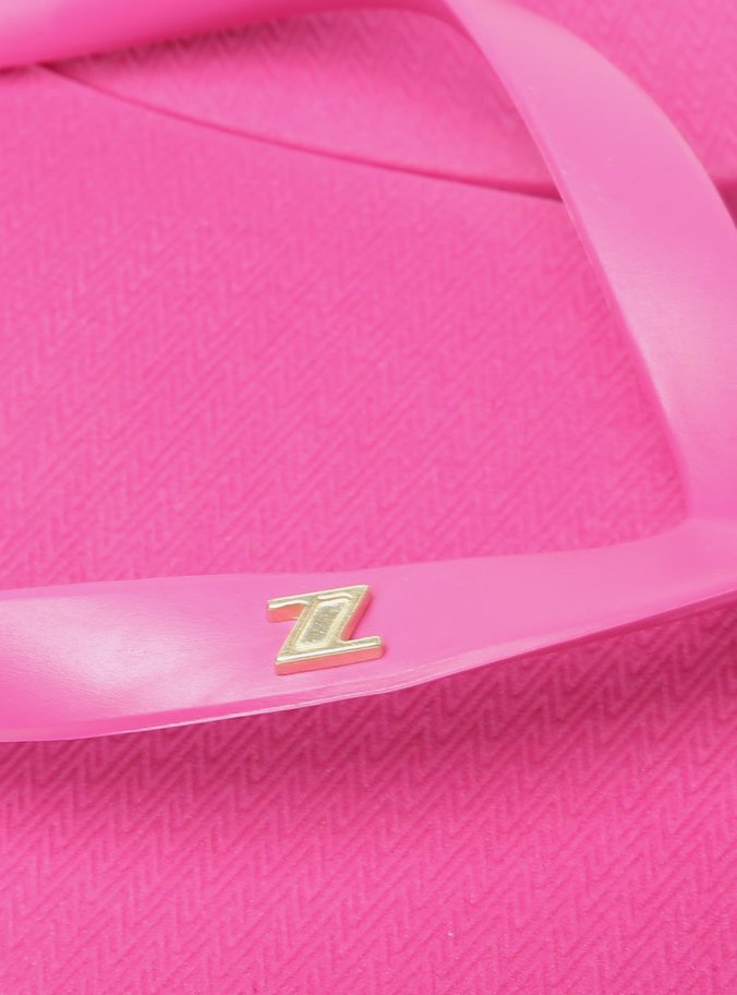 Chinelo de Dedo Rosa Brizza Injetado