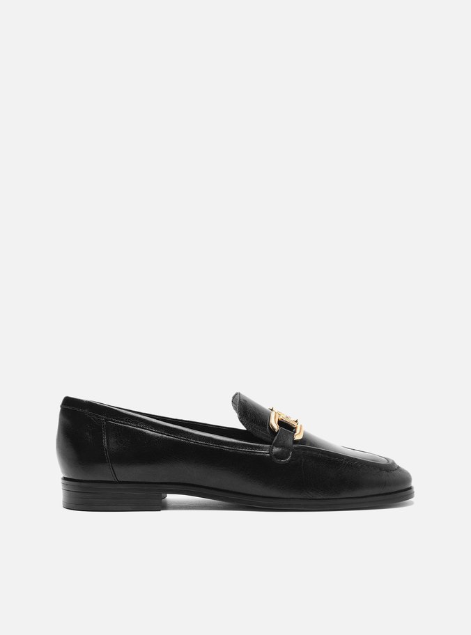 Mocassim Preto Couro Rasteiro Bridão Metálico