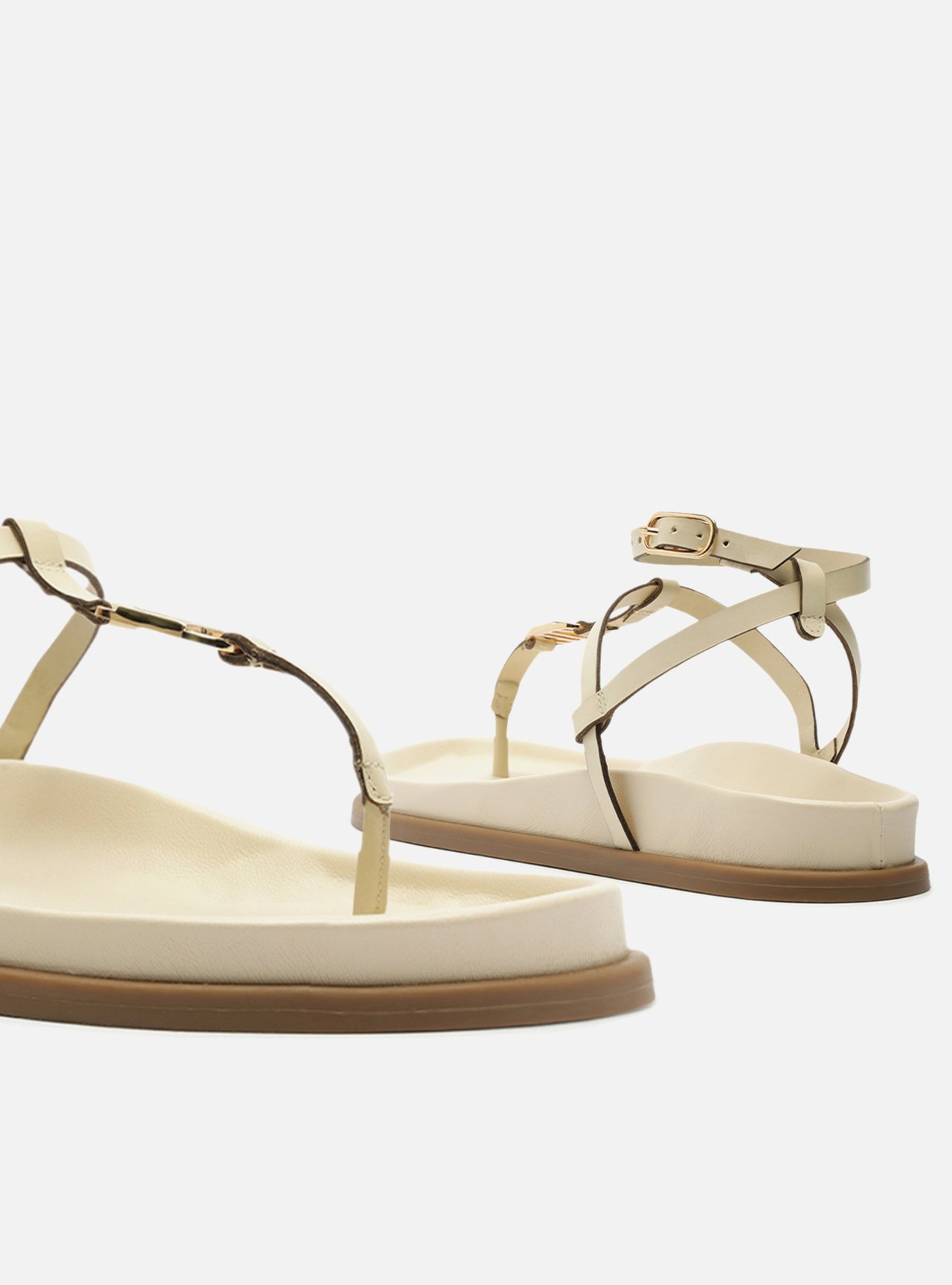 Sandália Papete Off White Injetado Fivela Metais — foto 4