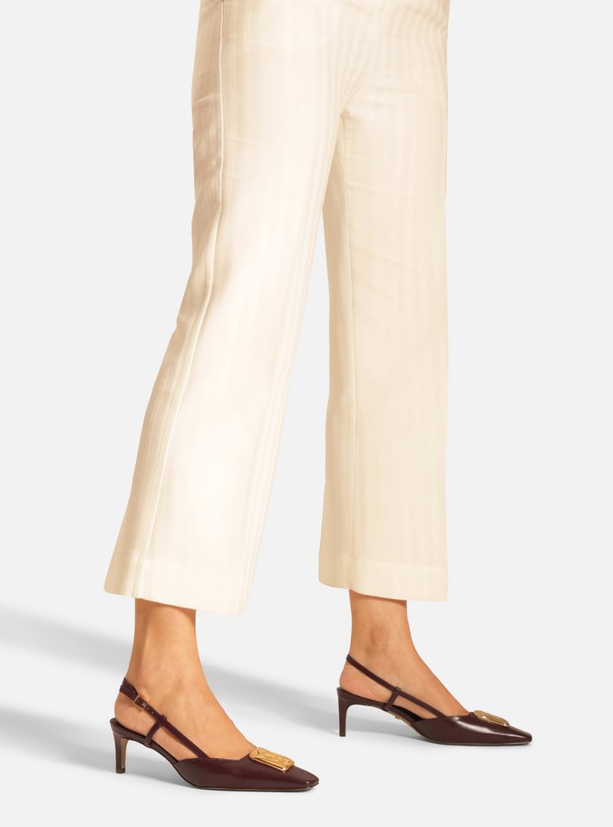 Scarpin Vinho Couro Salto Baixo Slingback Metal