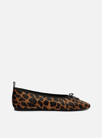 Sapatilha Animal Print Bico Redondo Laço